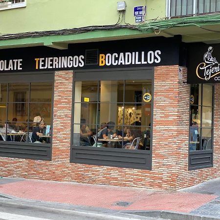Precioso Apartamento Con Patio 马拉加 外观 照片