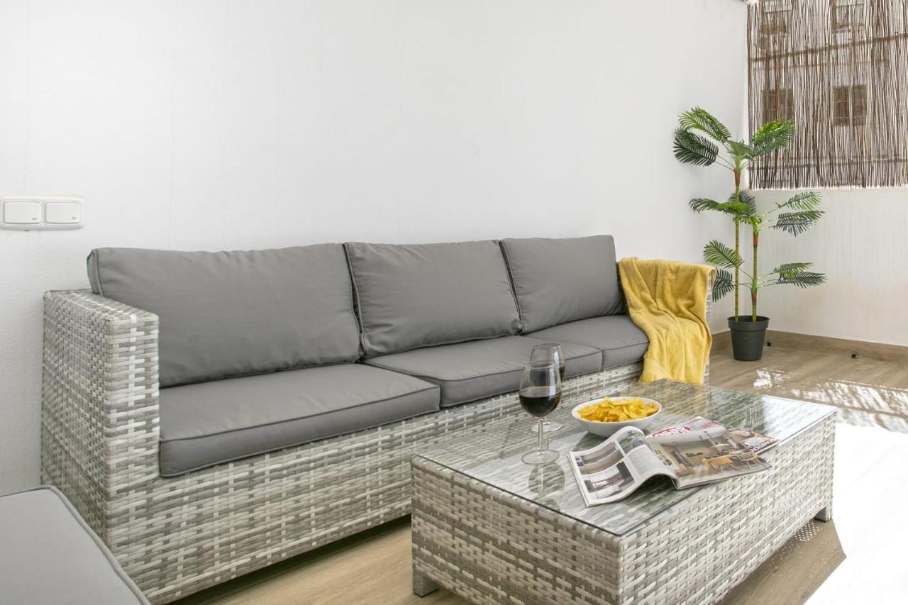 Precioso Apartamento Con Patio 马拉加 外观 照片