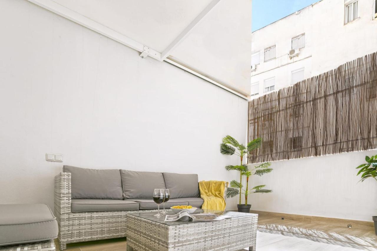 Precioso Apartamento Con Patio 马拉加 外观 照片