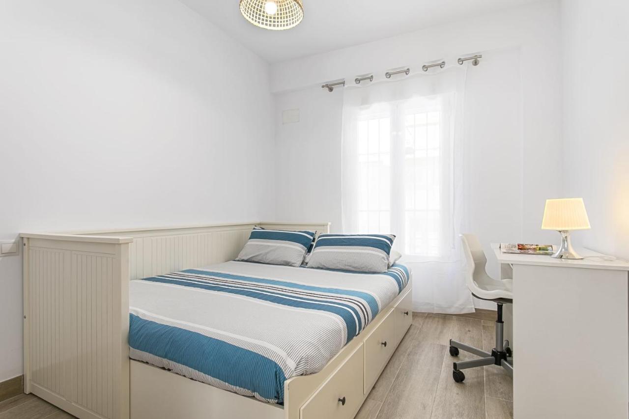 Precioso Apartamento Con Patio 马拉加 外观 照片