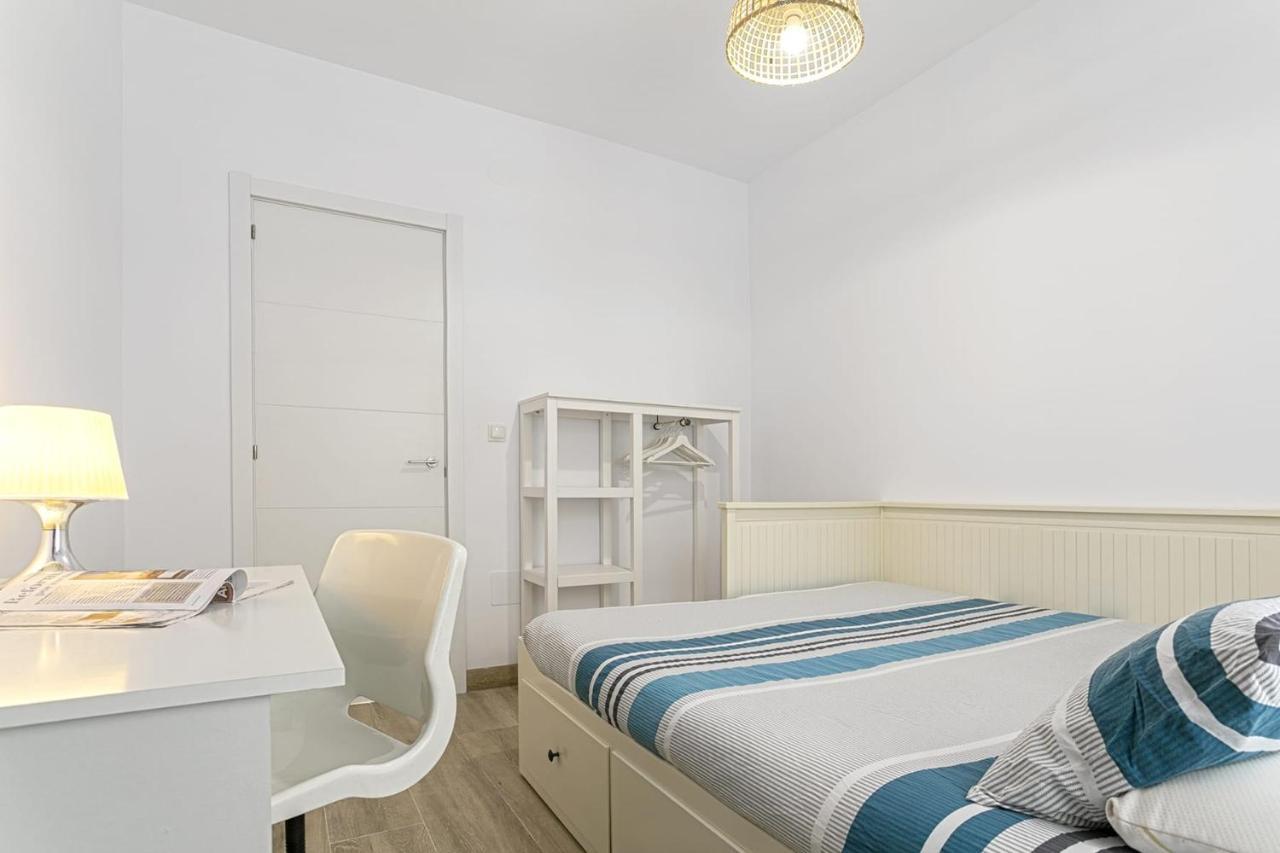 Precioso Apartamento Con Patio 马拉加 外观 照片